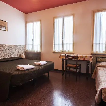 ホテル Ca' Foscari