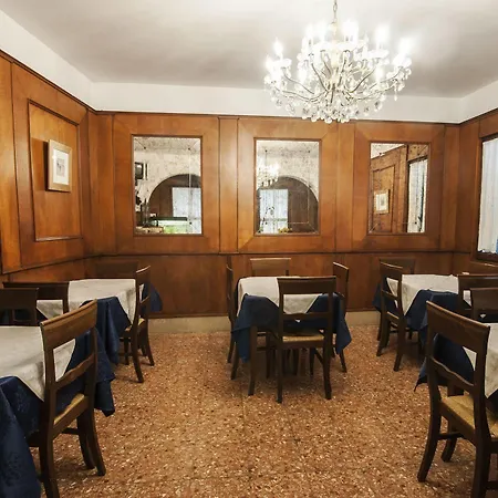 Szálloda Ca' Foscari *